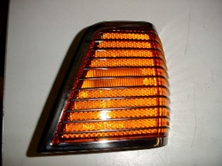 NEW OEM Right Side Marker Light to fit VW Dasher, 1978-1981